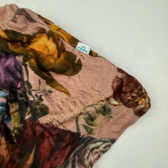 Posh Peanut Dark Floral Skirted Pants - Picture 5 of 5